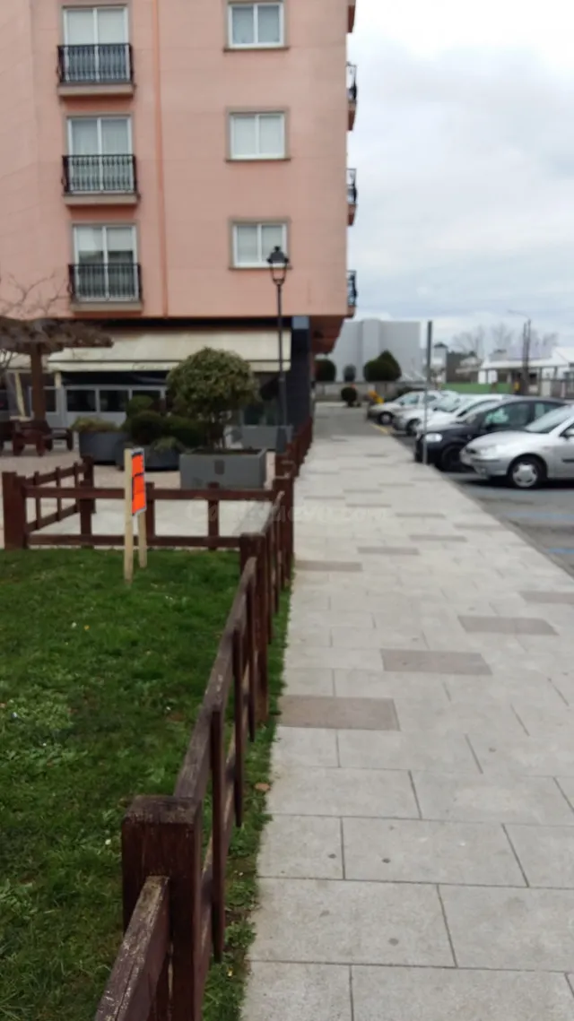 Se vende Solar edificable en Carballo - foto 2