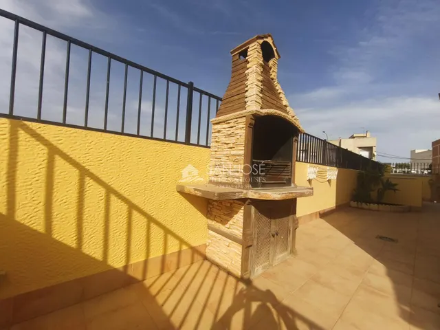 SE ALQUILA BUNGALOW AMUEBLADO EN BUEN ESTADO EN ASPE — 6