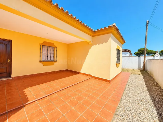 Chalet con encanto y amplios espacios en Pago del Humo — 2