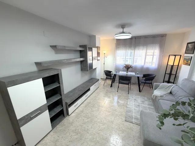 Piso 3 habitaciones 95m² en alquiler - Campoamor — 6