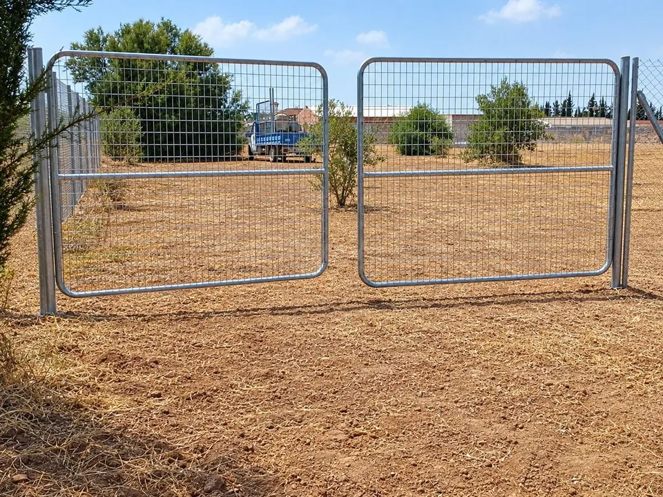 Venta de parcela en monrroy