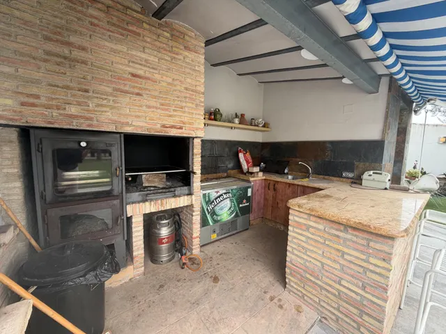 CHALET INDEPENDIENTE EN LOS CONEJOS CON PISCINA, CINCO DORMITORIOS Y AMPLIAS ZONAS DE OCIO — 26