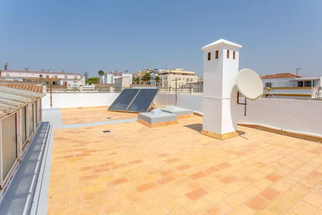 Exclusiva casa con jardín en el centro de El Puerto de Santa María — 49
