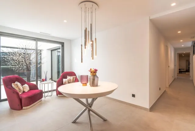 Chalet 4 habitaciones 640m² en venta - Costa del Sol — 21