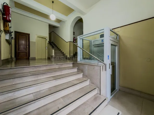 PISO DE CINCO habitaciones Y CUATRO BAÑOS EN EL CENTRO DE TO - foto 3