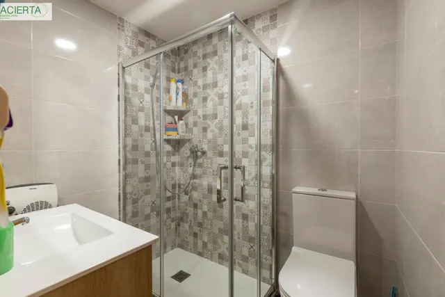 Ático reformado con ascensor, terraza y chimenea, listo para entrar a vivir — 22