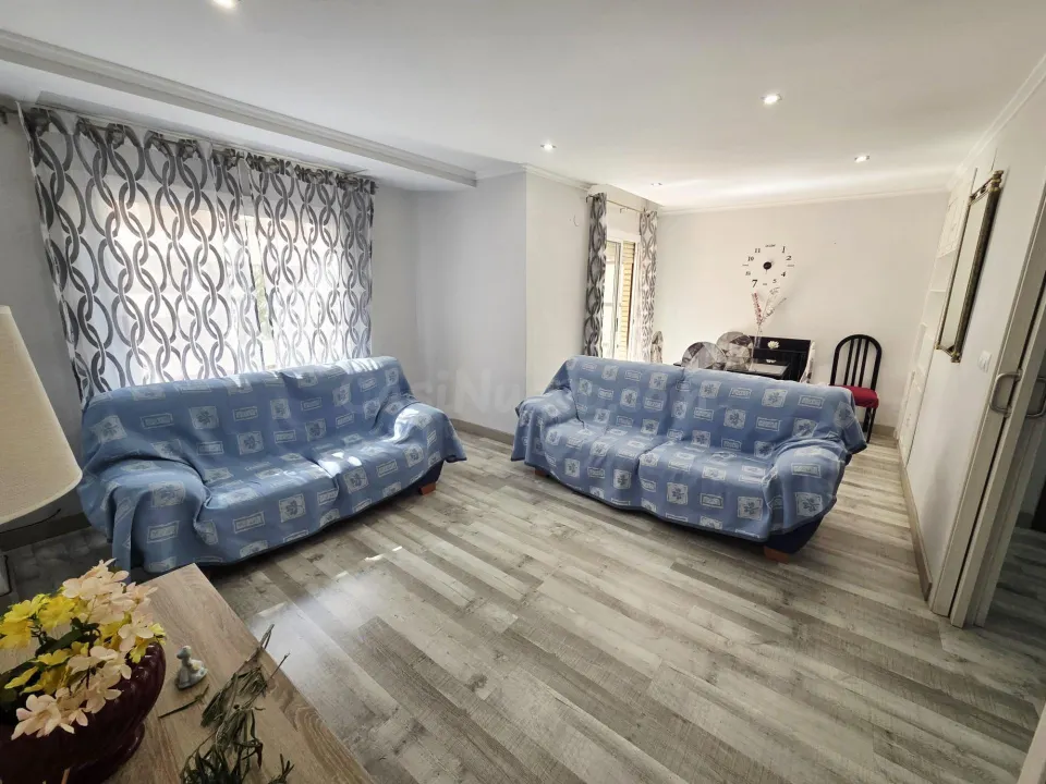 MAGNIFICO PISO EN REPUBLICA ARGENTINA LISTO PARA VIVIR