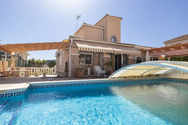 Villa 4 habitaciones 180m² en venta - Lomas de Cabo Roig — 33