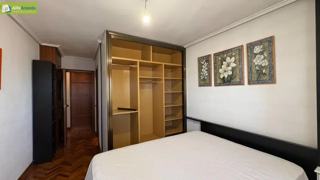 PISO EN VENTA 2 GARAJEs  Y 2 TRASTEROS — 17