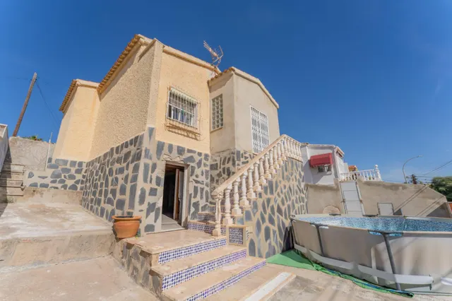 CASA O CHALET INDEPENDIENTE EN URB LA MARINA SAN FULGENCIO - foto 2