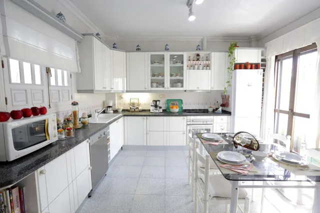 Casa 5 habitaciones 359m² en venta - Andalucia - foto 5