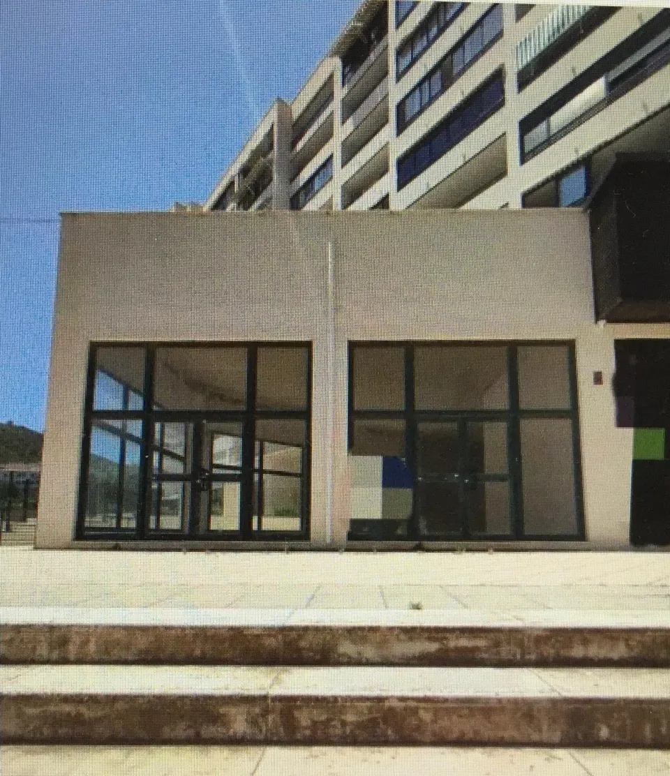 Local en venta en Calle Migjorn, 2
