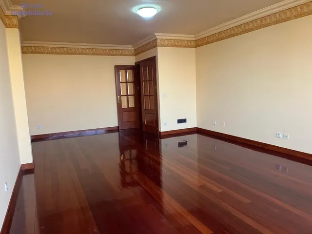 Extraordinario piso en el Espolón - foto 5