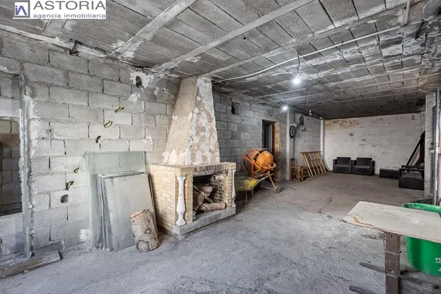 Casa en venta en Monachil (Granada) – Amplia, luminosa y con gran potencial — 36