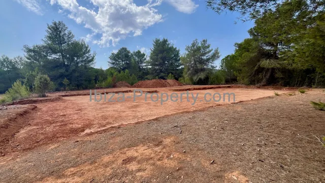 VENTA - Terreno con licencia cerca de San Rafael — 13