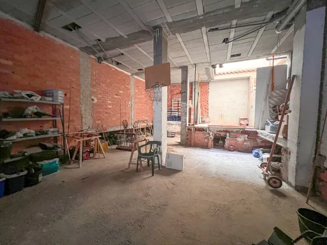 Local comercial 135m² en venta - Pueblo - foto 5