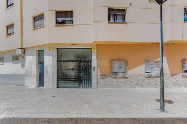 Piso de 2 dormitorios con terraza en Las Norias de Daza - foto 2