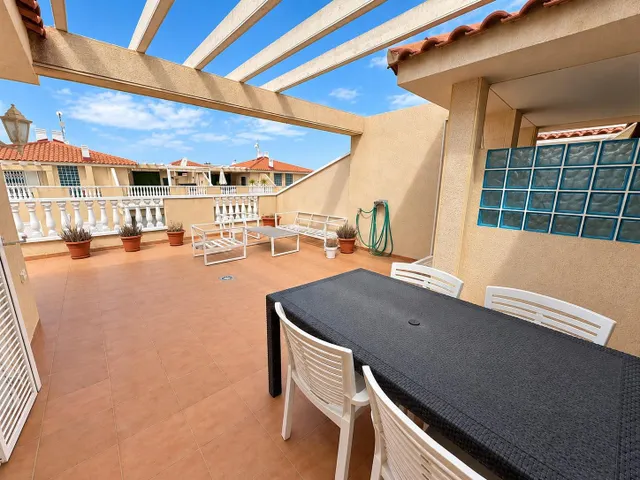 Vivienda con amplio solárium privado en Zeniamar VI – Orihuela Costa — 26