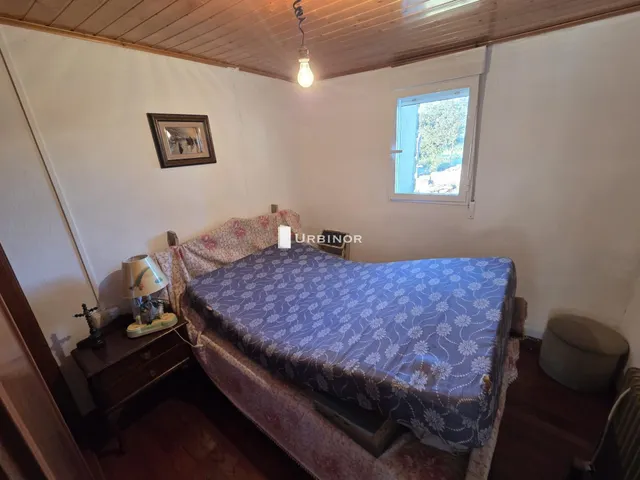 CASA reformada, con finca llana 3.300 m2 a 10 km. XINZO DE LIMIA. — 8