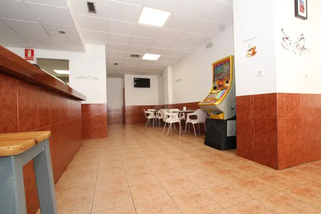 VENTA DE LOCAL COMERCIAL EN EJEA — 5