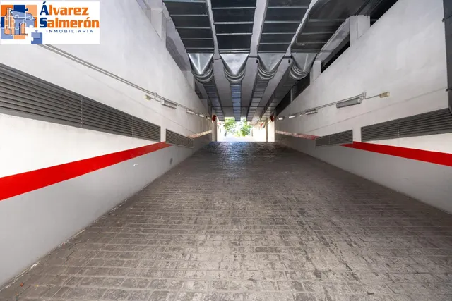 Apartamento tipo loft con garaje incluido y piscina en zona Parque Lagos — 31