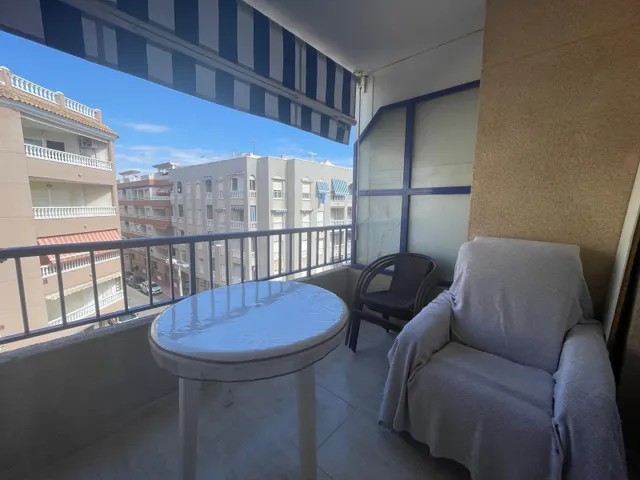 Apartamento de 2 dormitorios con garaje y trastero en Guardamar del Segura — 18