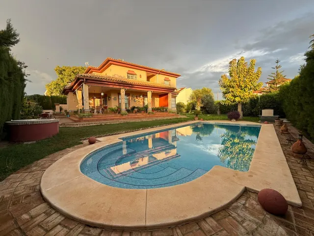 Chalet 6 habitaciones 572m² en venta - Andalucia — 6