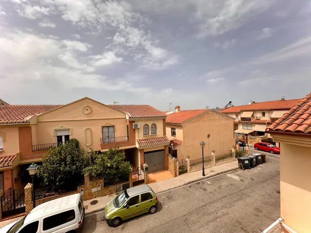 Adosado 4 habitaciones 168m² en venta - Zona metropolitana — 25