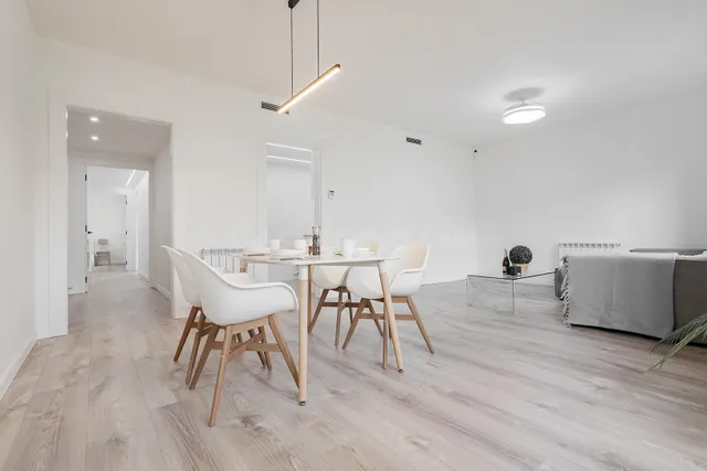 EXCLUSIVO PISO DE 153m2 CON 5 DORMITORIOS — 3