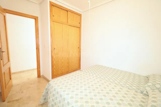 Apartamento 2 habitaciones 75m² en venta - Paseo maritimo — 18