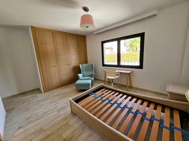 Excepcional villa independiente con piscina privada cerca del centro de Marbella – alquiler de larga temporada — 28