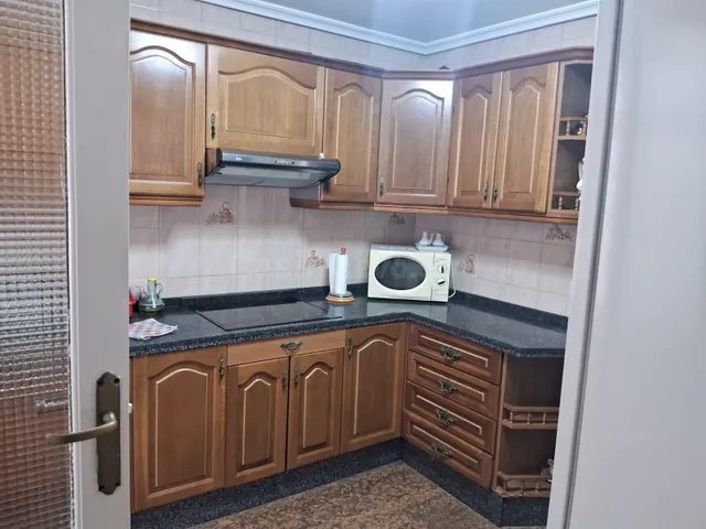 PISO EXTERIOR EN ZONA VIÑUELA CON PATIO Y TERRAZA!!