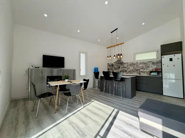 Casa de obra nueva con piscina a 10 minutos de vilanova i la geltrú — 10