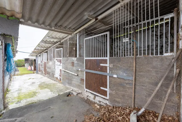Chalet independiente en Cambre, A Coruña — 38