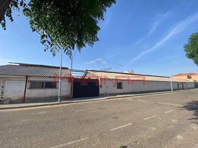 Naves + Vivienda en Esquivias — 12