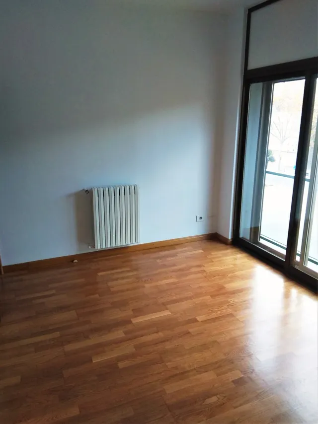 Piso en alquiler en avenida Icaria — 12