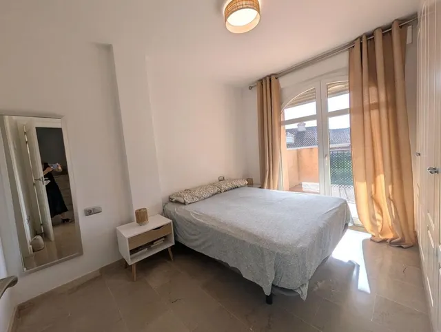 Casa de pueblo en Venta en Linea De La Concepcion, La Cádiz — 23