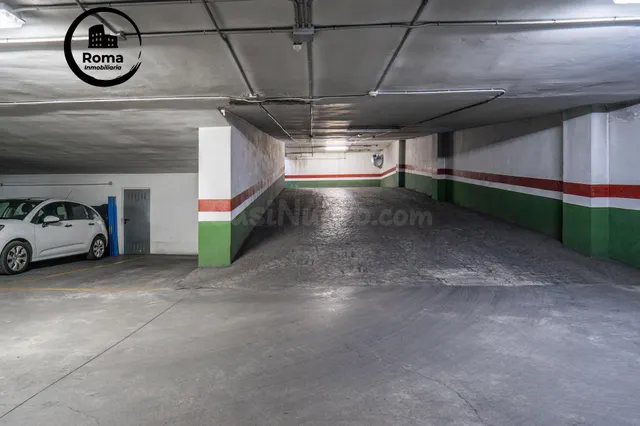 Se vende plaza de garaje en Parque Lagos cerca de Carrefour — 8