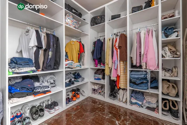 Encantadora Casa Reformada en Ogijares con Vistas y Espacios para Disfrutar — 19