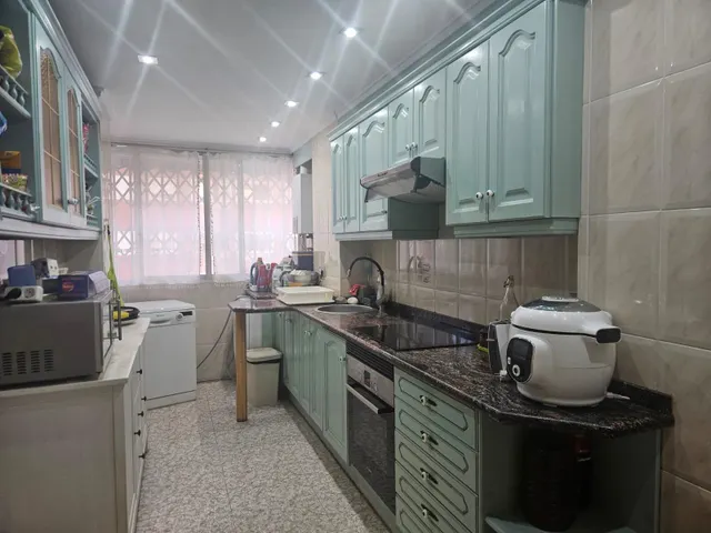 Piso 3 habitaciones, baño y aseo en Valencia — 18
