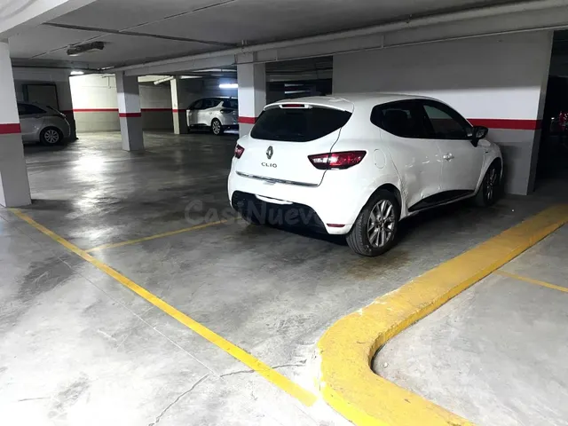 100%TO PRESENTA PLAZA AMPLIA PARA COCHE + MOTO | PLAZA PINTO - foto 4