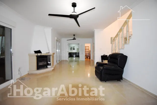 PRECIOSO CHAELT CON PISCINA, GARAJE, BARBACOA Y TERRAZA - foto 4