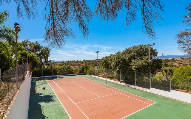 Chalet 20 habitaciones 1785m² en venta - Marbella — 35