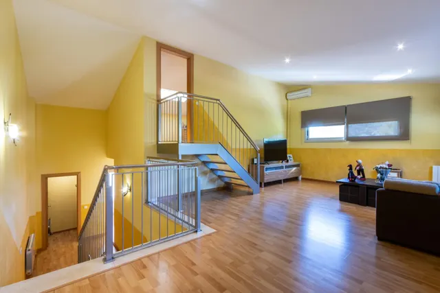 Espectacular Casa en Castellar del Vallès — 49