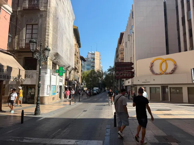 Local comercial en alquiler - Centro — 17