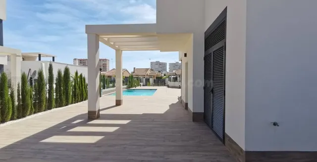 EN VENTA VILLA CON PISCINA (OBRA NUEVA) EN PLAYA HONDA - SIN COMISIONES INMOBILIARIAS - Mod. LAGUNA AZUL — 5