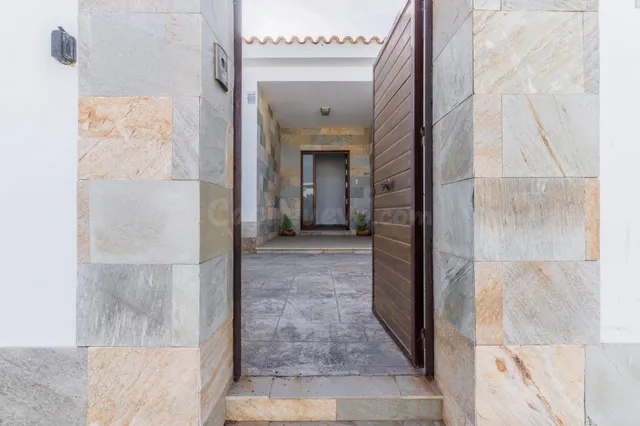 ESPECTACULAR CHALET EN CHICLANA — 4