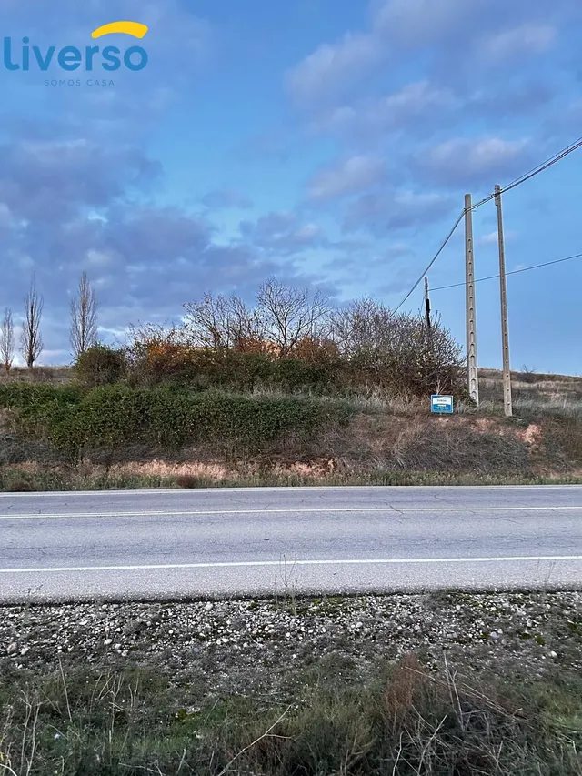 ¡Terreno Industrial en Venta: Ideal para Desarrollo Empresar - foto 2