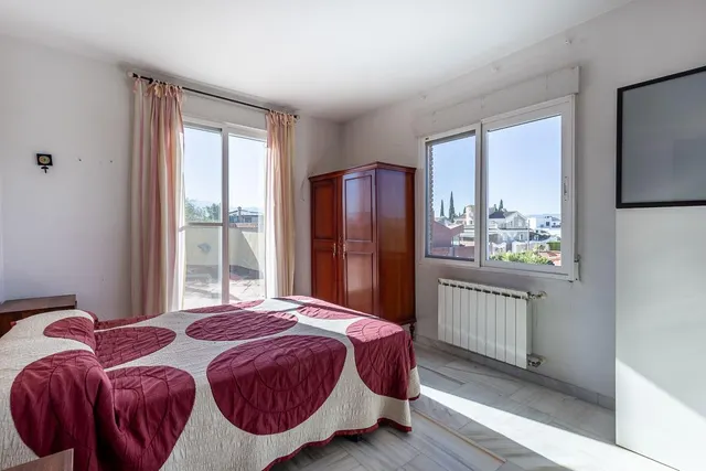 Chalet en los Chopos, Las Gabias — 29