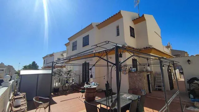 Casa 3 habitaciones en venta - La Zenia — 16